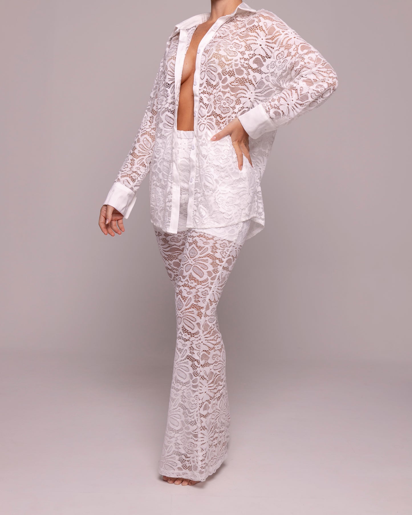 THE LACE PANTS SET