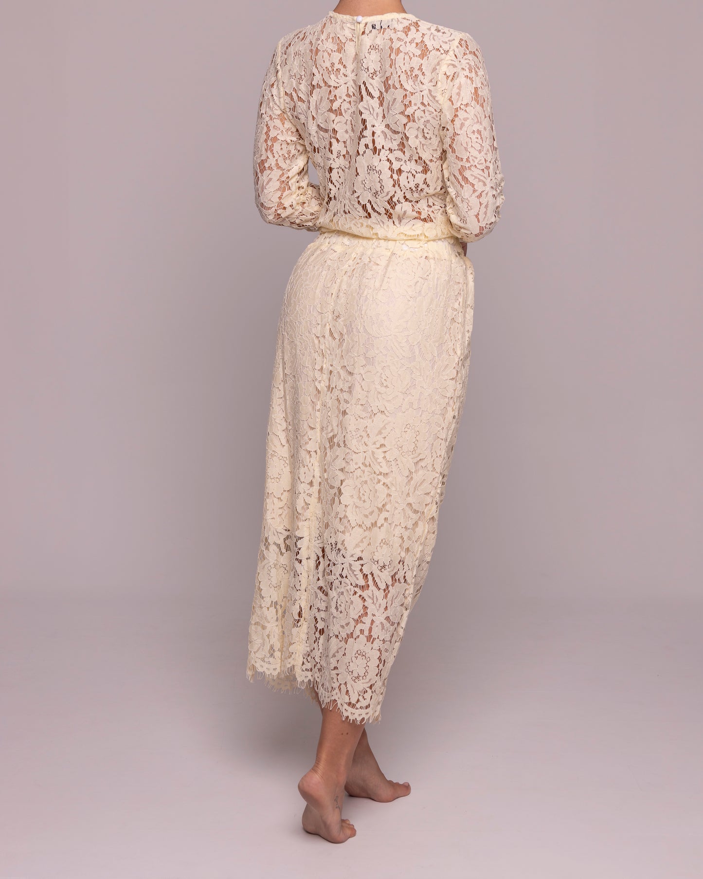 THE LACE SKIRT SET