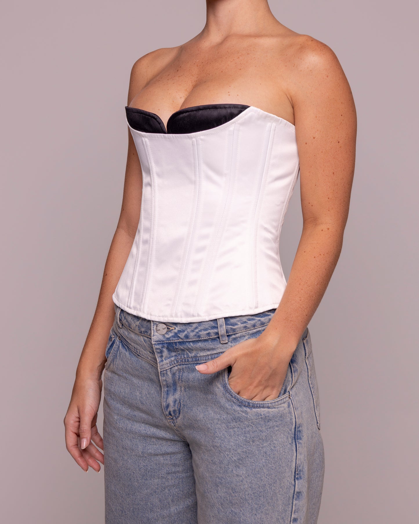THE AGNES CORSET